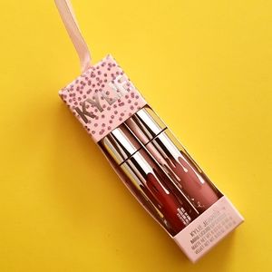 Kylie Cosmetics Holiday Collection Lip Ornament